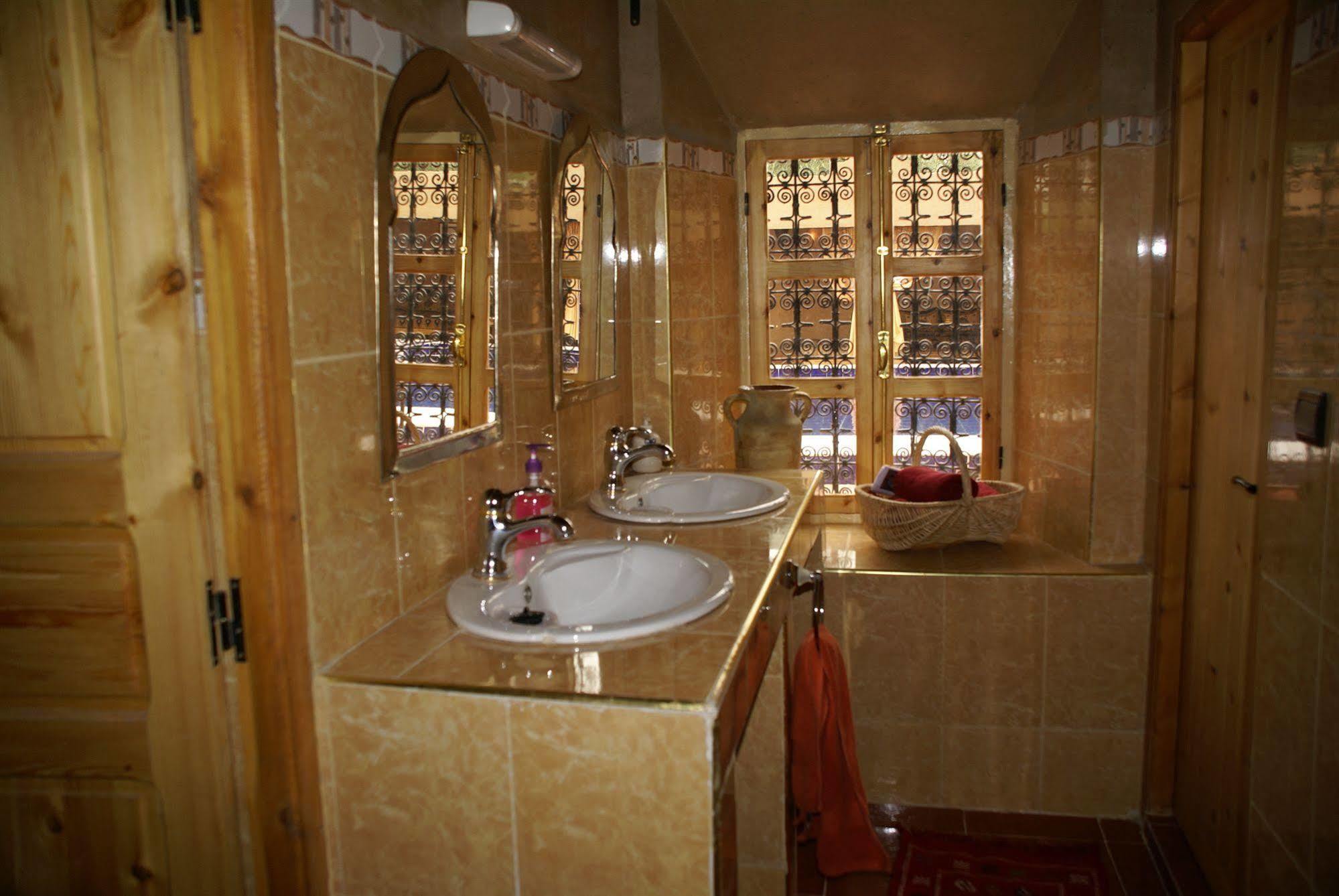 Kasbah Ait Ben Damiette Hotel Skoura Kültér fotó